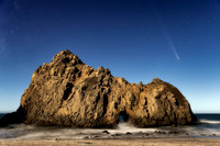 TimEPhotoKeyholeRockComet3136