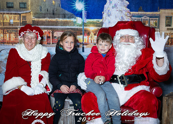 Time2025Santa1912