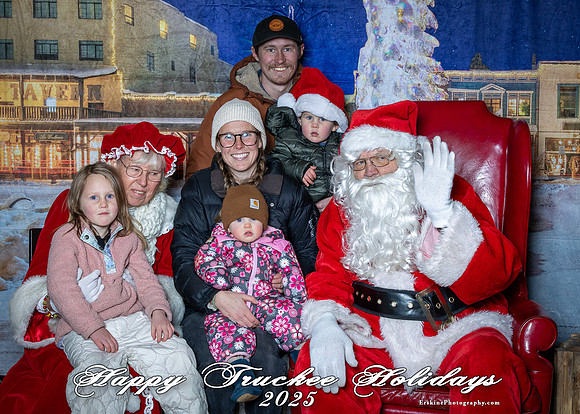 Time2025Santa2140