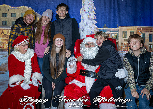 Time2025Santa2148