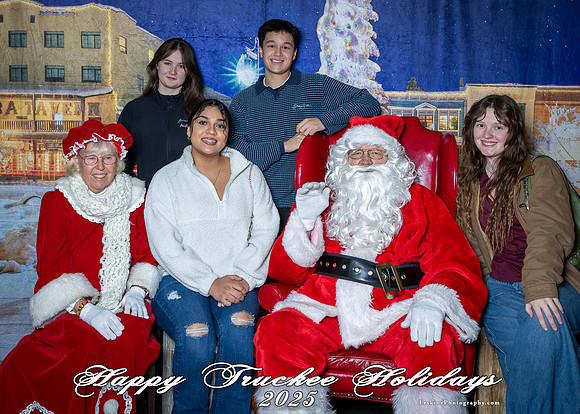 Time2025Santa2154