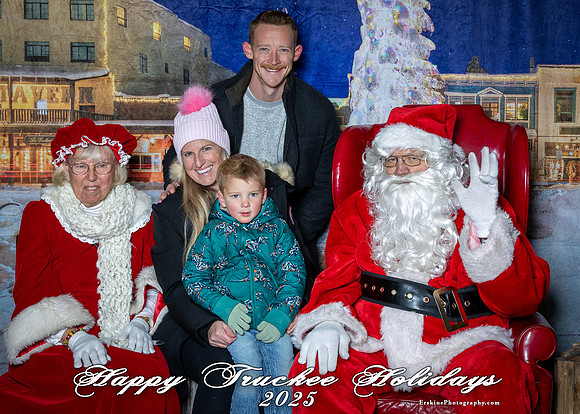 Time2025Santa2162