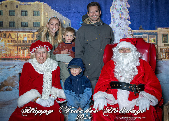 Time2025Santa2166