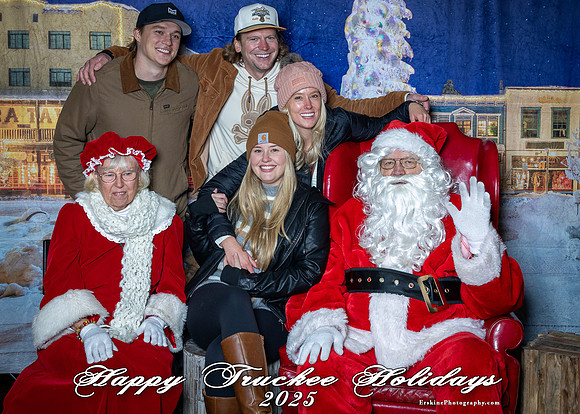 Time2025Santa2182