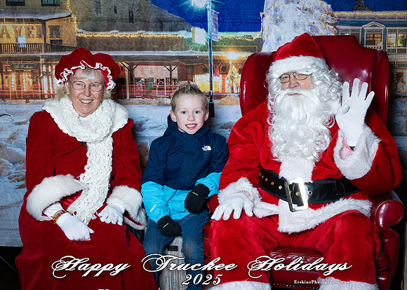 Time2025Santa1828